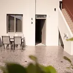 Apartament Stari *