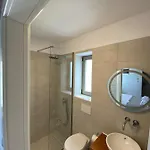 Stari 아파트
