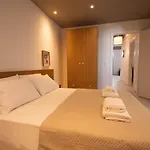 Apartament Stari *